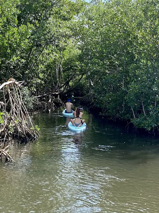Leo's Key West Campground Picture 9