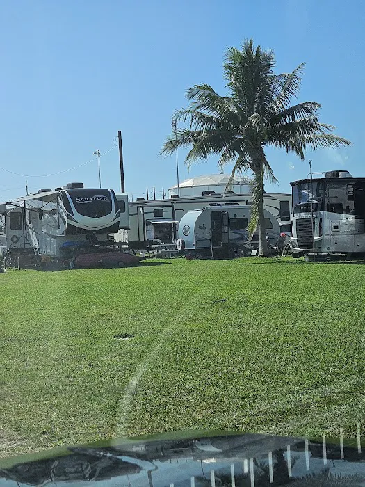 Trumbo Point Tropical Landing Picture 2