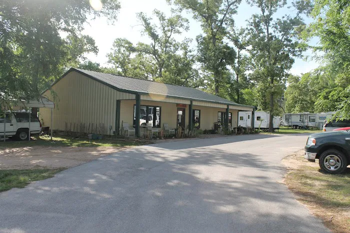 Rambling Vines RV Park Picture 1