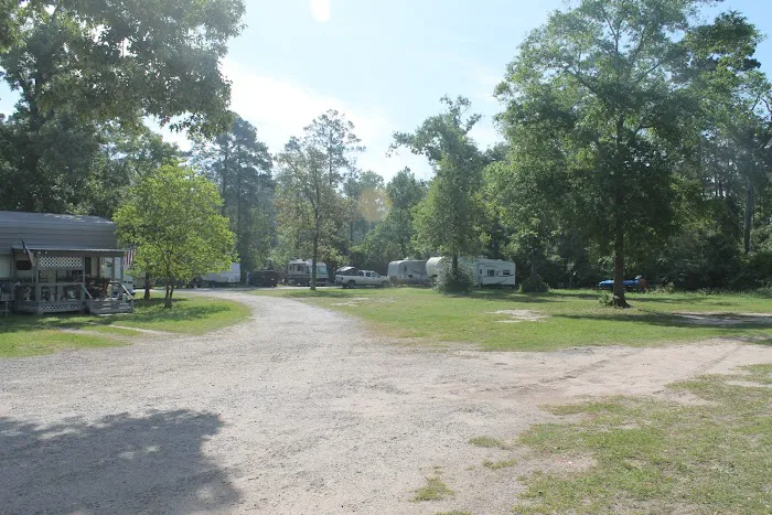 Rambling Vines RV Park Picture 8