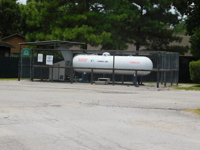 Woodland Lakes RV Park Picture 6