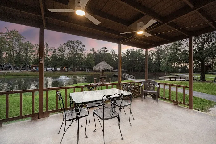 Conroe RV Park by QRV Picture 9
