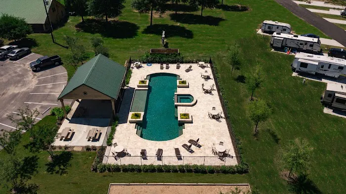 Leisure Lane RV Resort Picture 4
