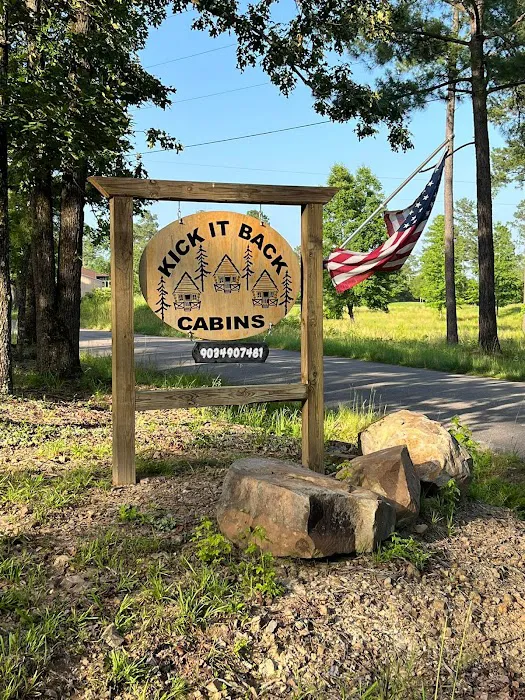 Kick it Back Cabins and RV Park Picture 5