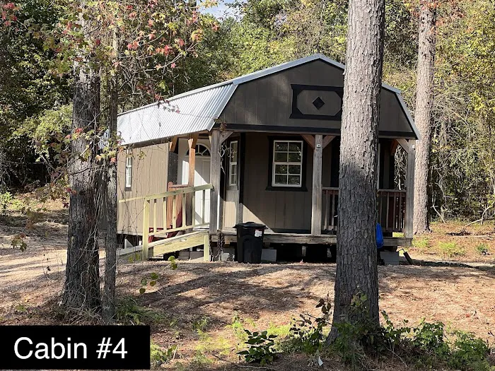 Kick it Back Cabins and RV Park Picture 6