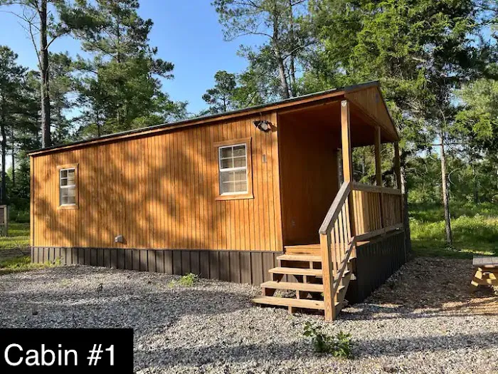 Kick it Back Cabins and RV Park Picture 10