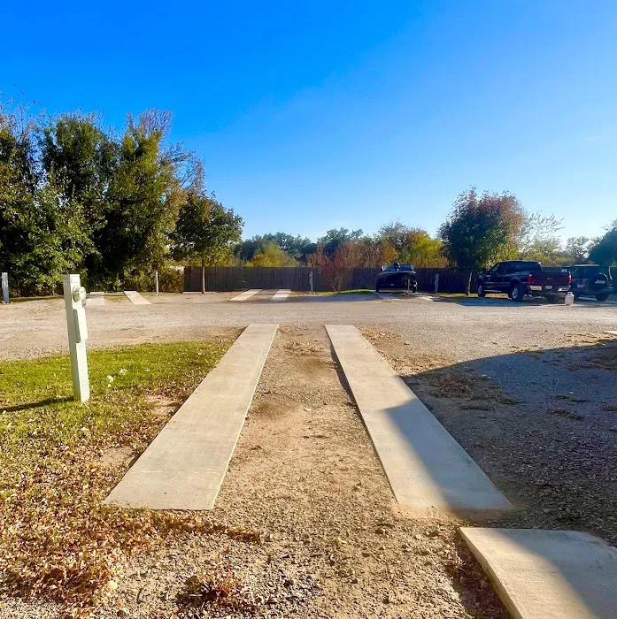J's RV Park Picture 4