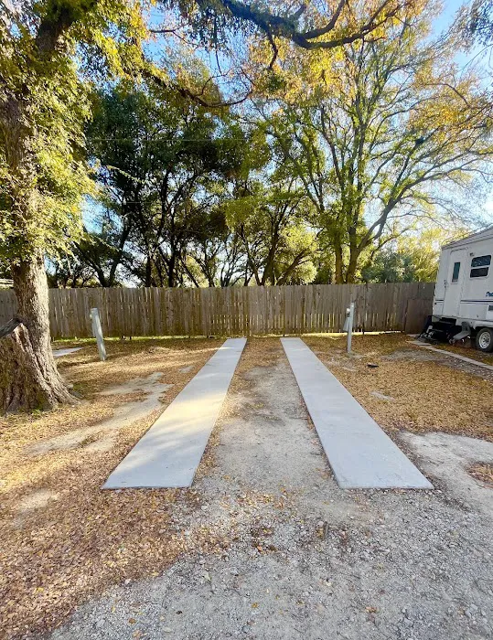 J's RV Park Picture 9