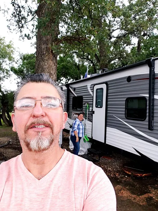 Harlowe's RV Park Picture 8