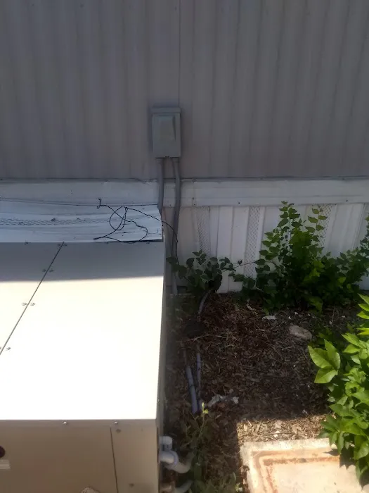 Yellow Rose Estates Picture 4
