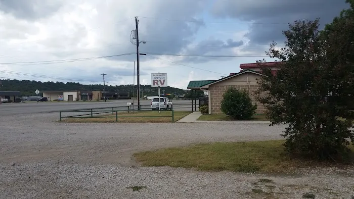 Shady Oaks RV Park Picture 3