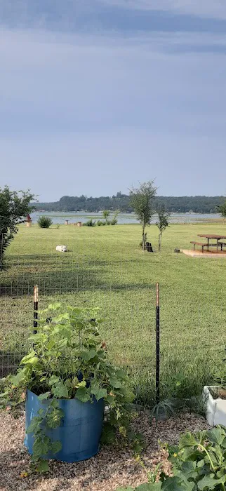 Two Sisters RV Park Picture 2