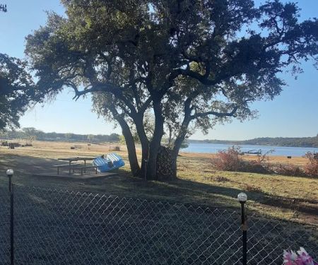 Two Sisters RV Park