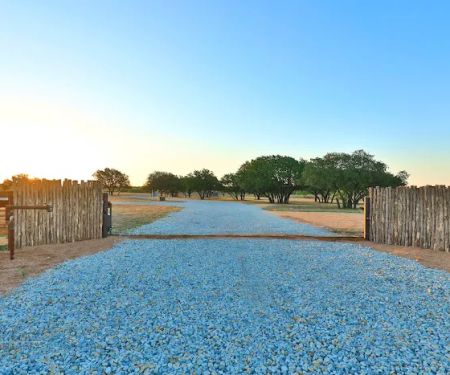 Camp Pecan Bayou RV Park