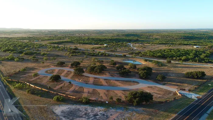 Camp Pecan Bayou RV Park Picture 2