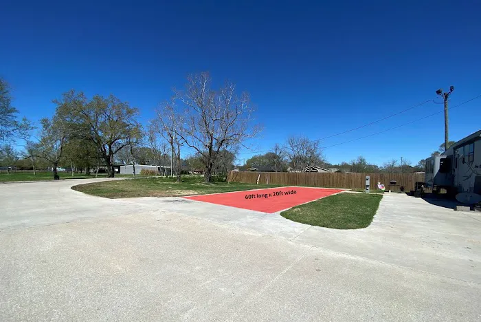 AAA RV Park Picture 2