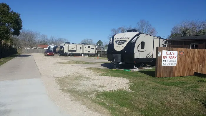 CJ's RV PARK TX Picture 2