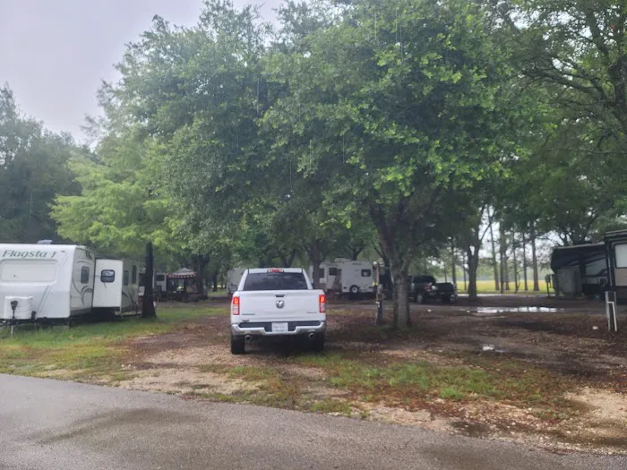 Bearazinga RV Park Picture 7
