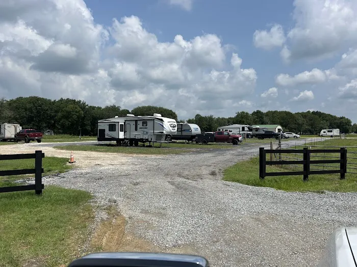 365 RV Park Picture 7