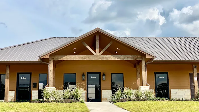 Grand Pines of Texas RV Resort Picture 3