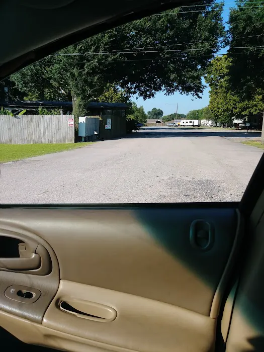 Acadian RV Park Picture 3