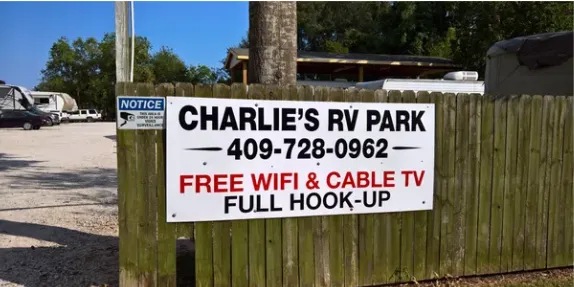 Charlie's RV Park Picture 3