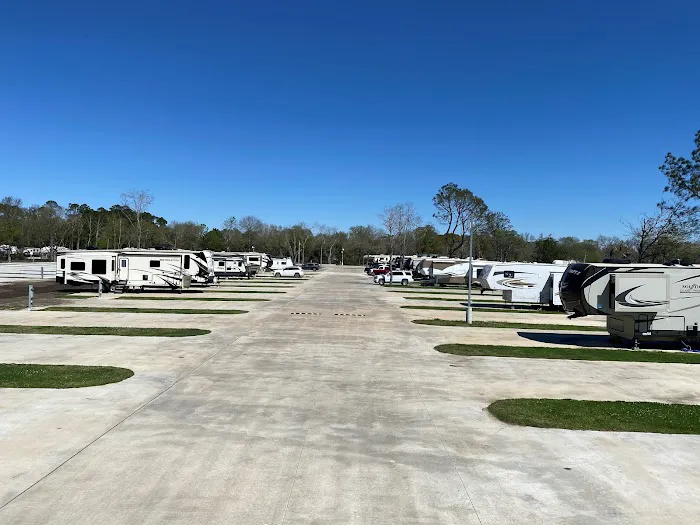 AAA RV Park On The Lake Picture 7