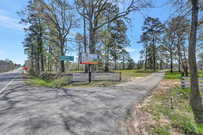 Sam Houston RV Park & Campground (Closed Permanently) Picture 3
