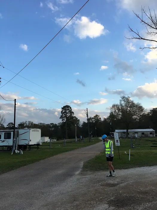 Sam Houston RV Park & Campground (Closed Permanently) Picture 10