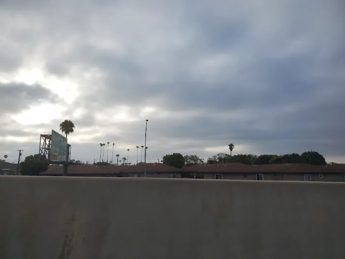 Tustin Village Mobile Home Picture 2