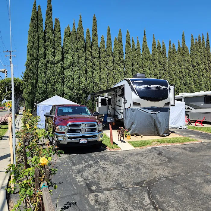 Parque Santiago Mobile Home Park Picture 10