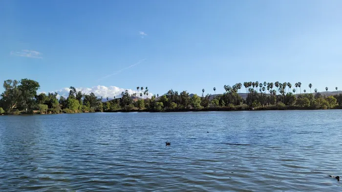 Lake Los Serranos Club Picture 3