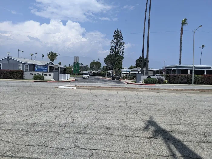 Valley Rancho Mobile Park Picture 5