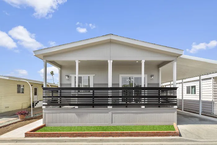Kings Way Gardens Mobile Home Park Picture 9