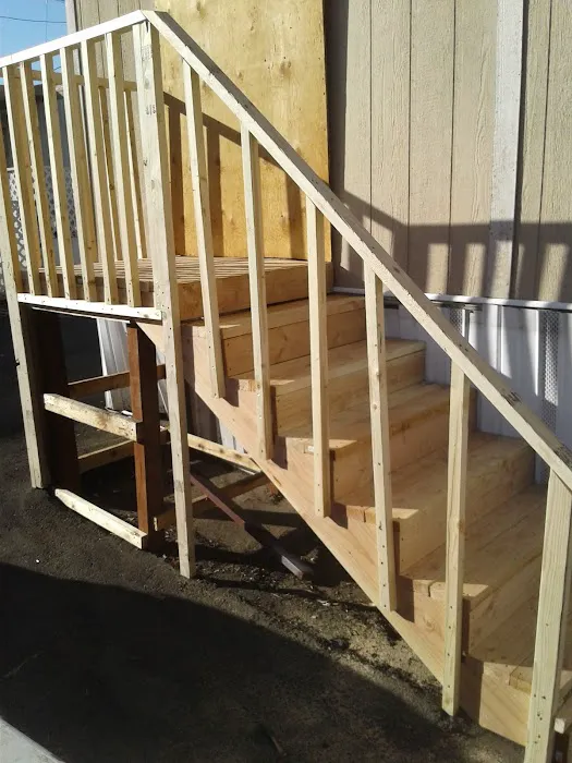 Thunderbird Mobile Home Park Picture 3