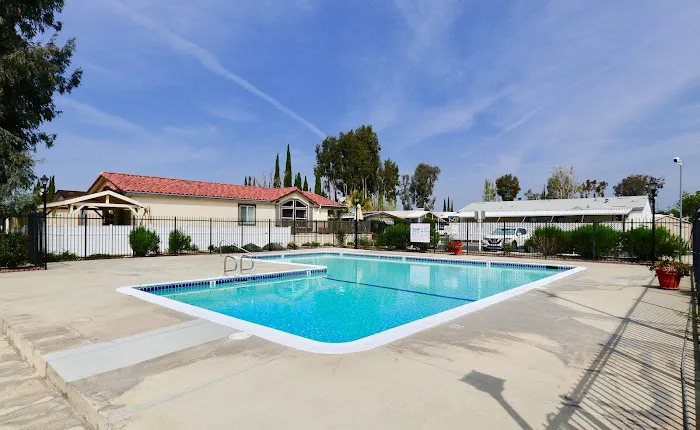 Hacienda Mobile Home Estates Picture 1