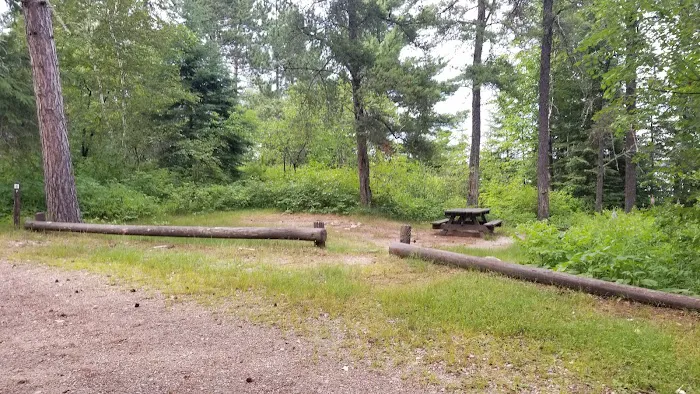 Lake Jeanette Campground & Backcountry Sites Picture 2