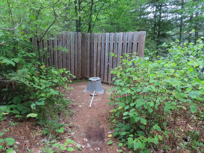 King Pin S10 Campsite Picture 8