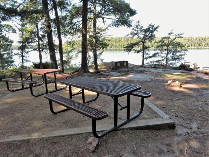 King Pin S10 Campsite Picture 7