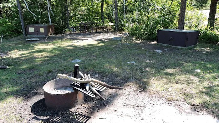 Burnt Island Campground Picture 4