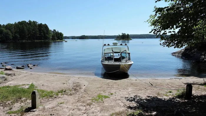 Norway Island S14 Campsite Picture 1