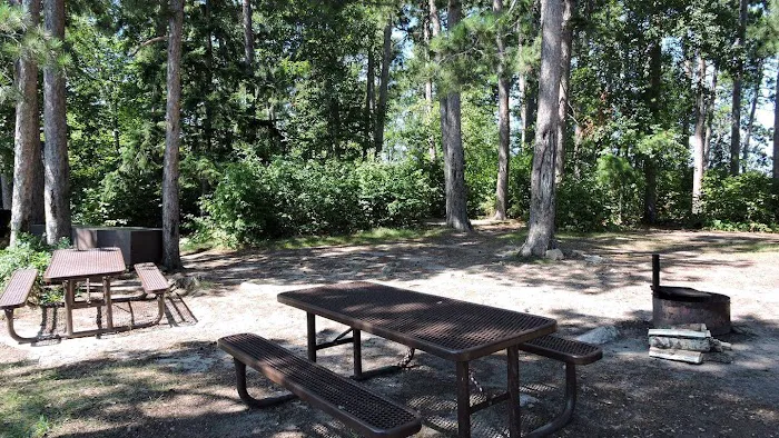 Norway Island S14 Campsite Picture 5