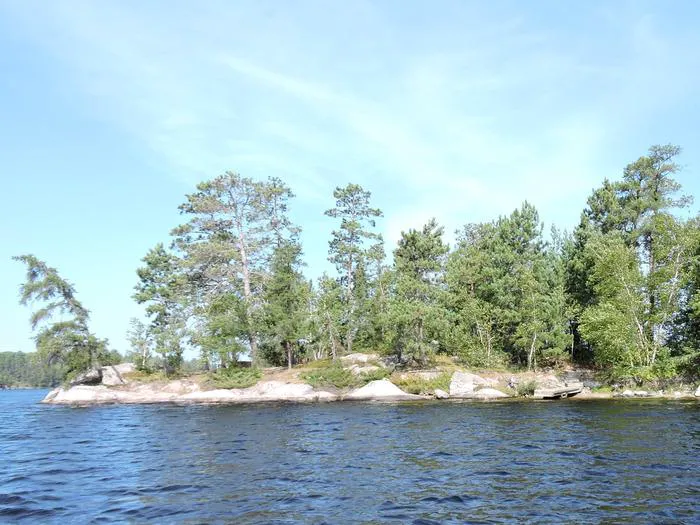 Rainbow Island N33 Campsite Picture 2