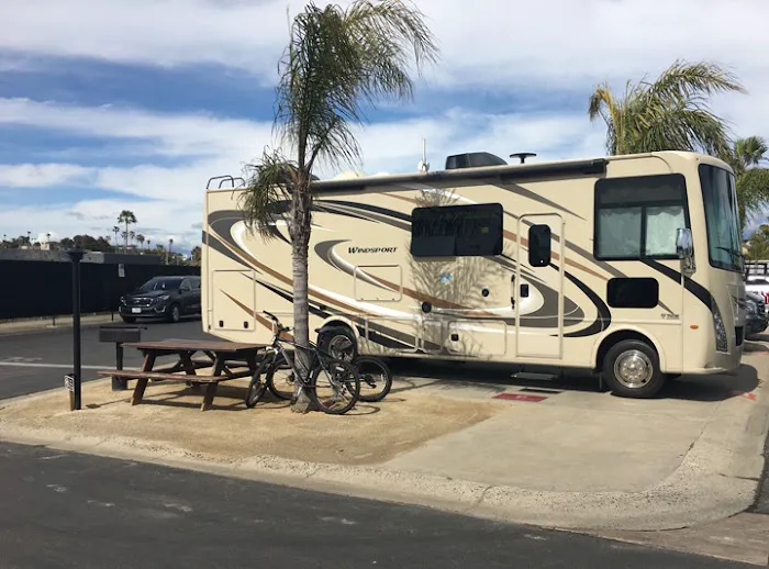 Paradise by the Sea Beach RV Resort Picture 2