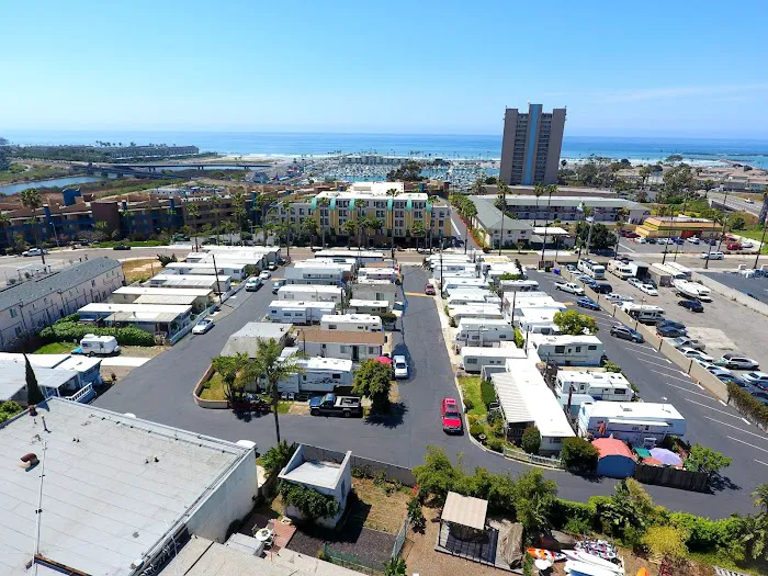 Sandy Shores RV and Mobile Home Park Picture 2