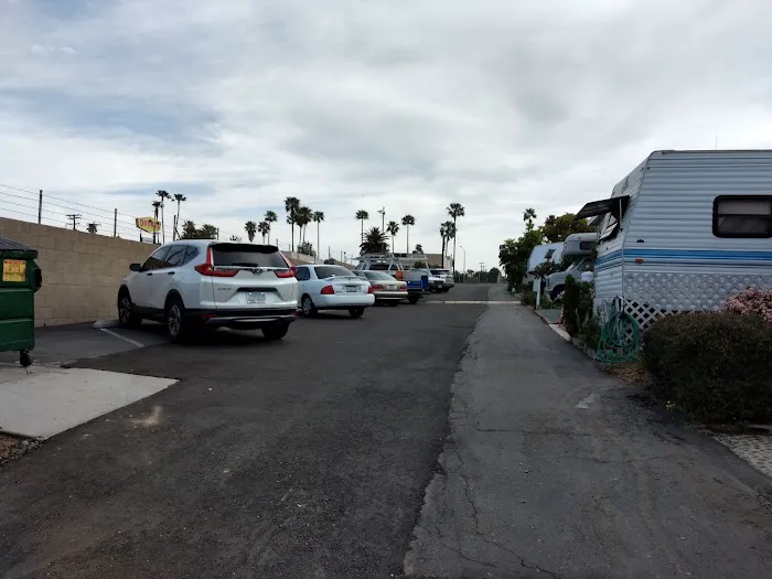 Sandy Shores RV and Mobile Home Park Picture 7