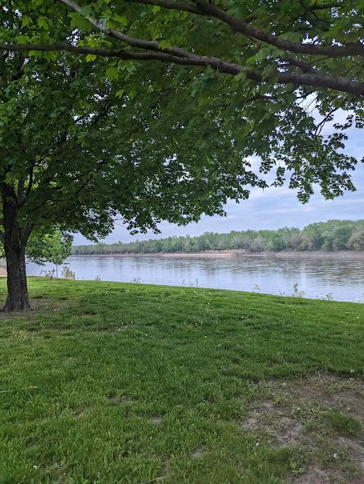 Riverfront Campground Picture 5