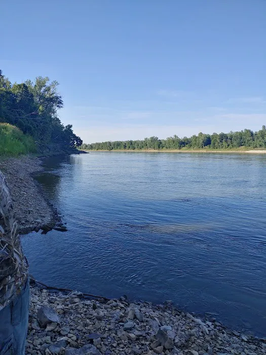 Riverfront Campground Picture 6