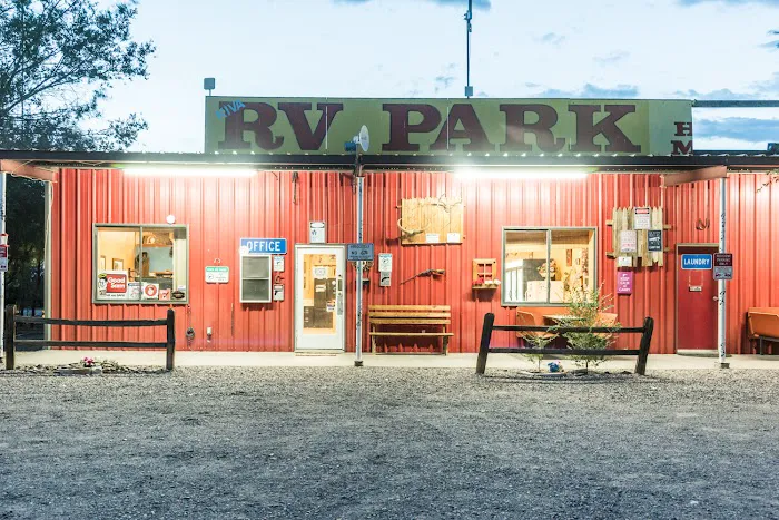 Kiva RV Park and Horse Motel Picture 3