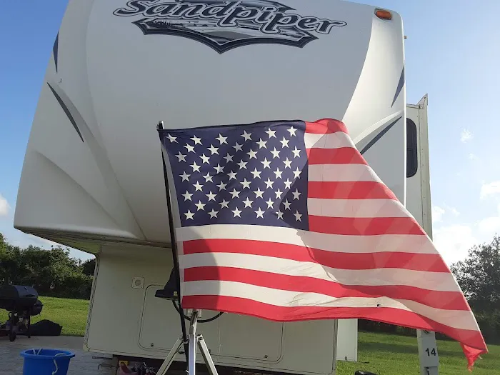 Lazy J RV Park Picture 3